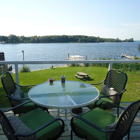 Bayside Inn & Waterfront Suites Kingston Exterior foto